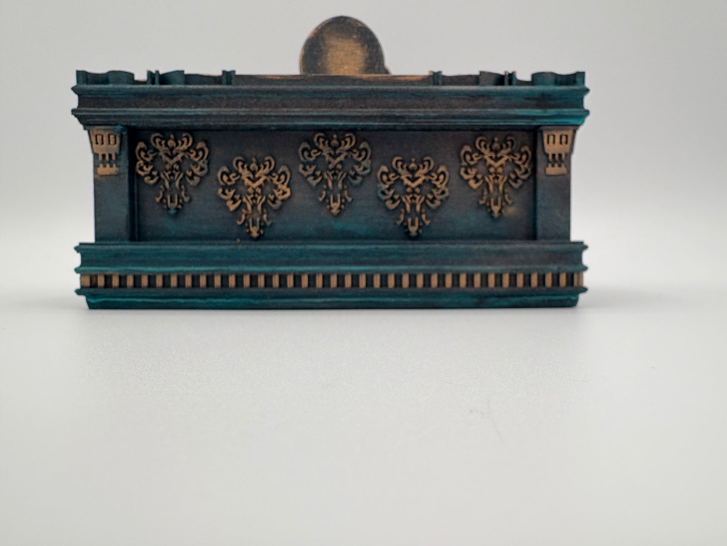 Hatbox Ghost themed trinket box